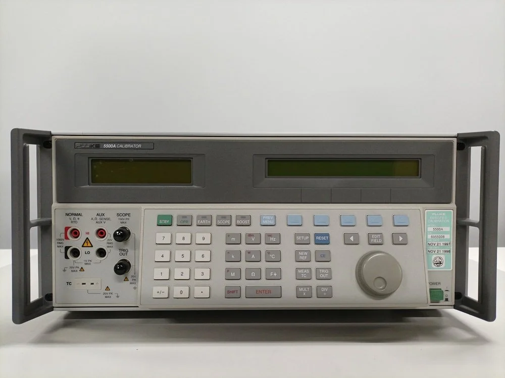 Fluke 5500A Calibrator with option 5500A-SC, OEM cal. 09/2026