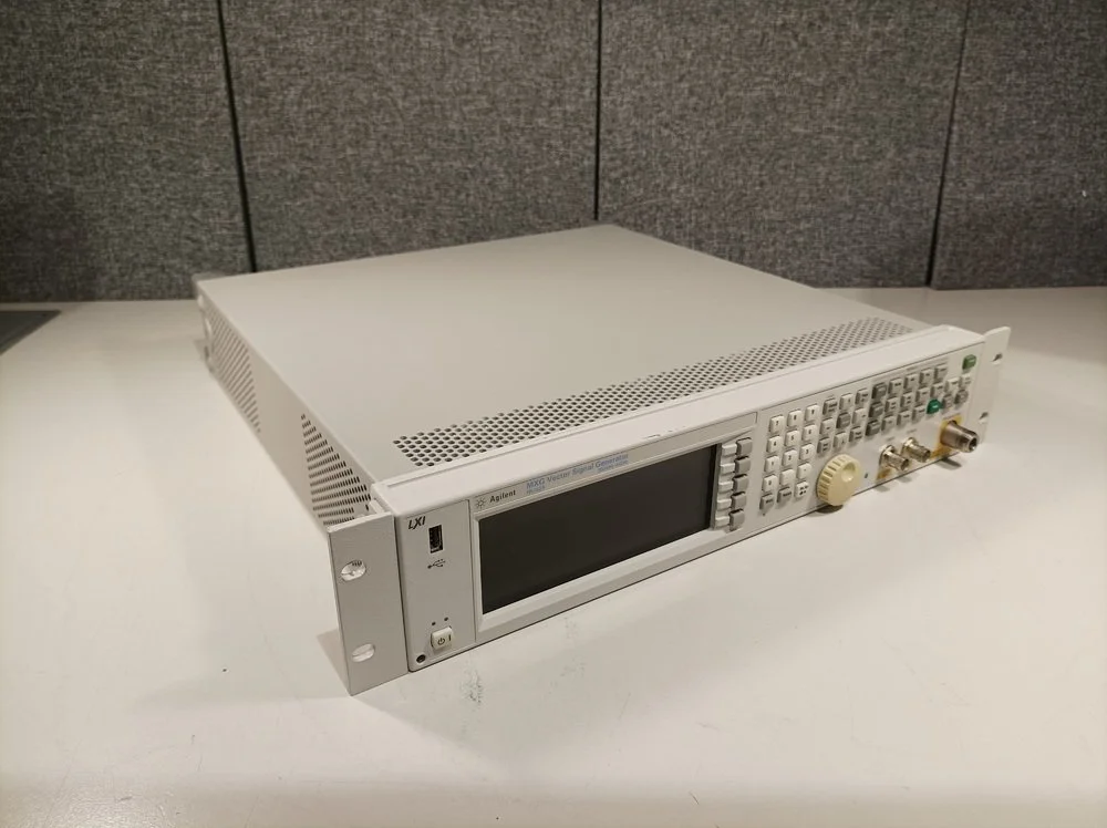 Agilent N5182A, MXG Vector Signal Generator, 250kHz -6GHz #
