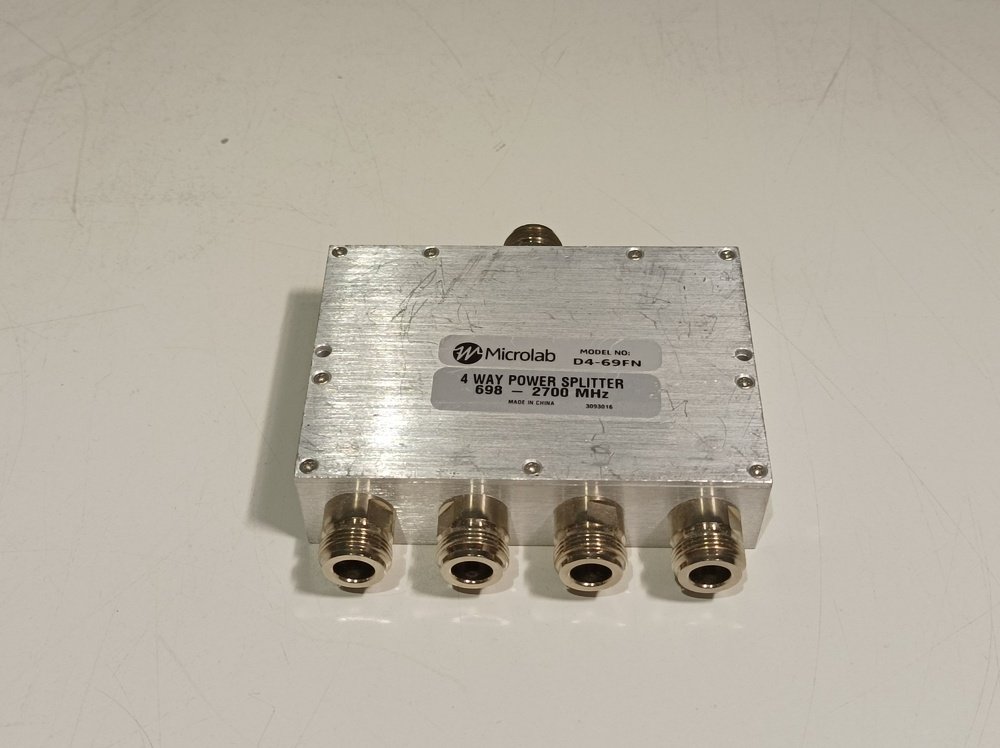 Microlab D4-69FN, 4-Way Power Splitter, 698-2700 MHz #