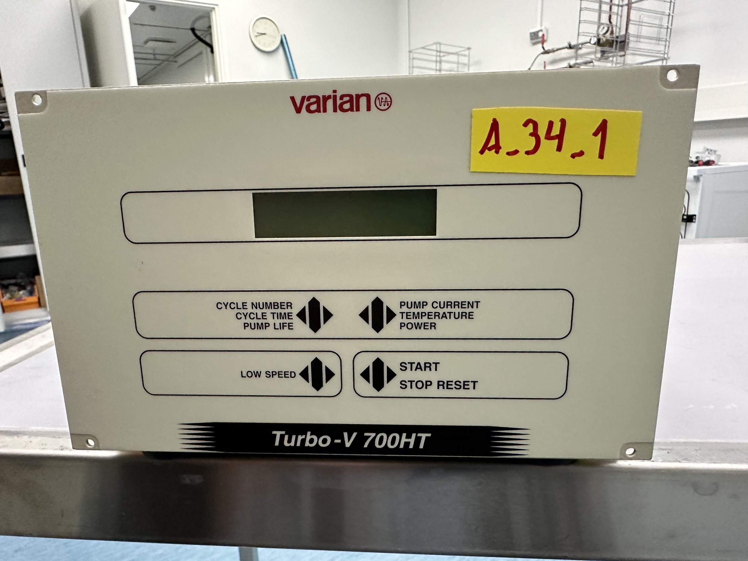 Varian V 700HT, Turbo Controller *