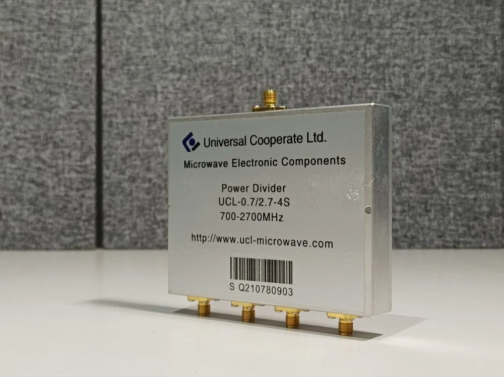 Universal, UCL-0.7/2.7-4S,  4-way Power Divider 700-2700 MHz