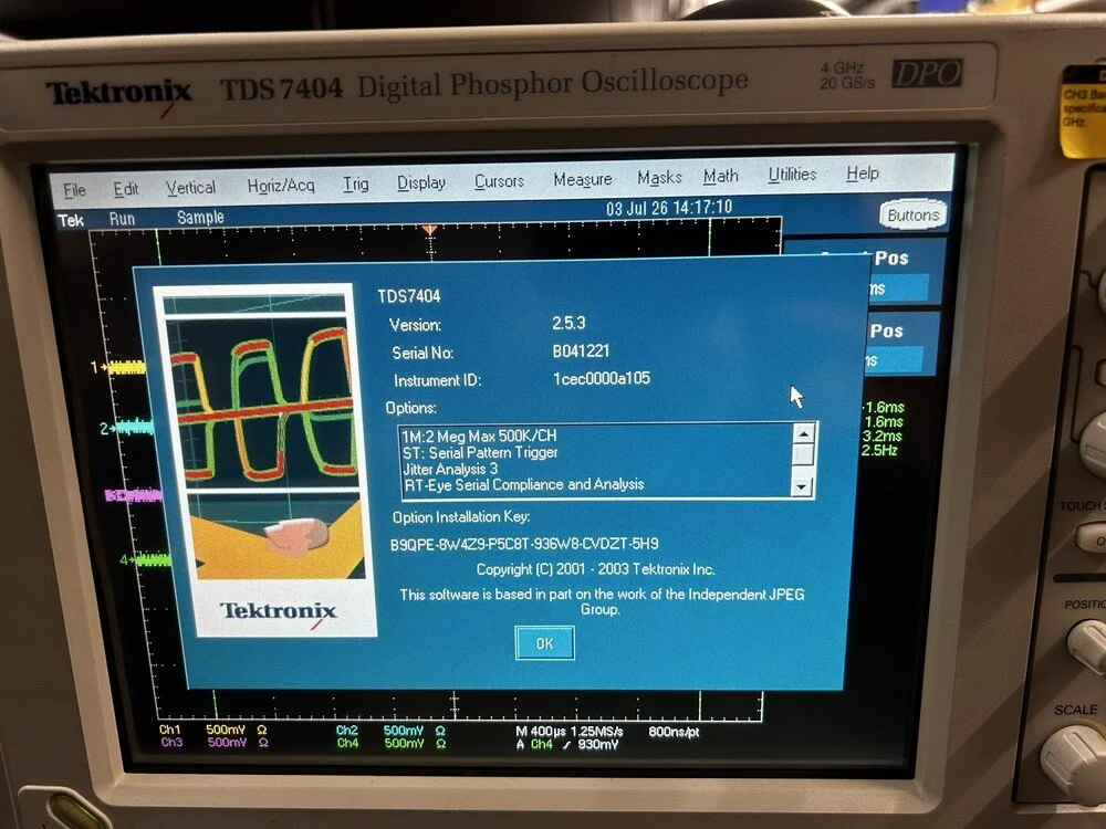 Tektronix TDS 7404, Digital Phosphor Oscilloscope #