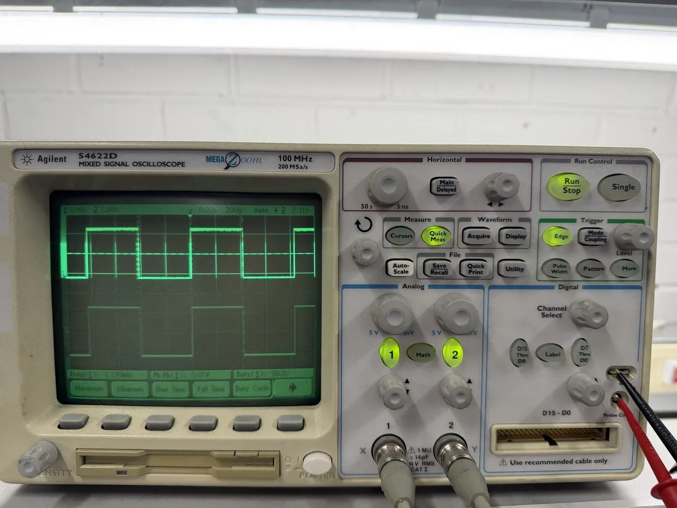 Agilent 54622D Mixed-Signal Oscilloscope 100 MHz #