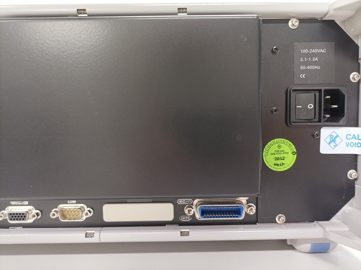 Rohde & Schwarz FSG Spectrum analyzer 9kHz-8GHz, OPT: K100 LTE FDD Downlink V4.71, K101 LTE FDD Uplink V4.71 #