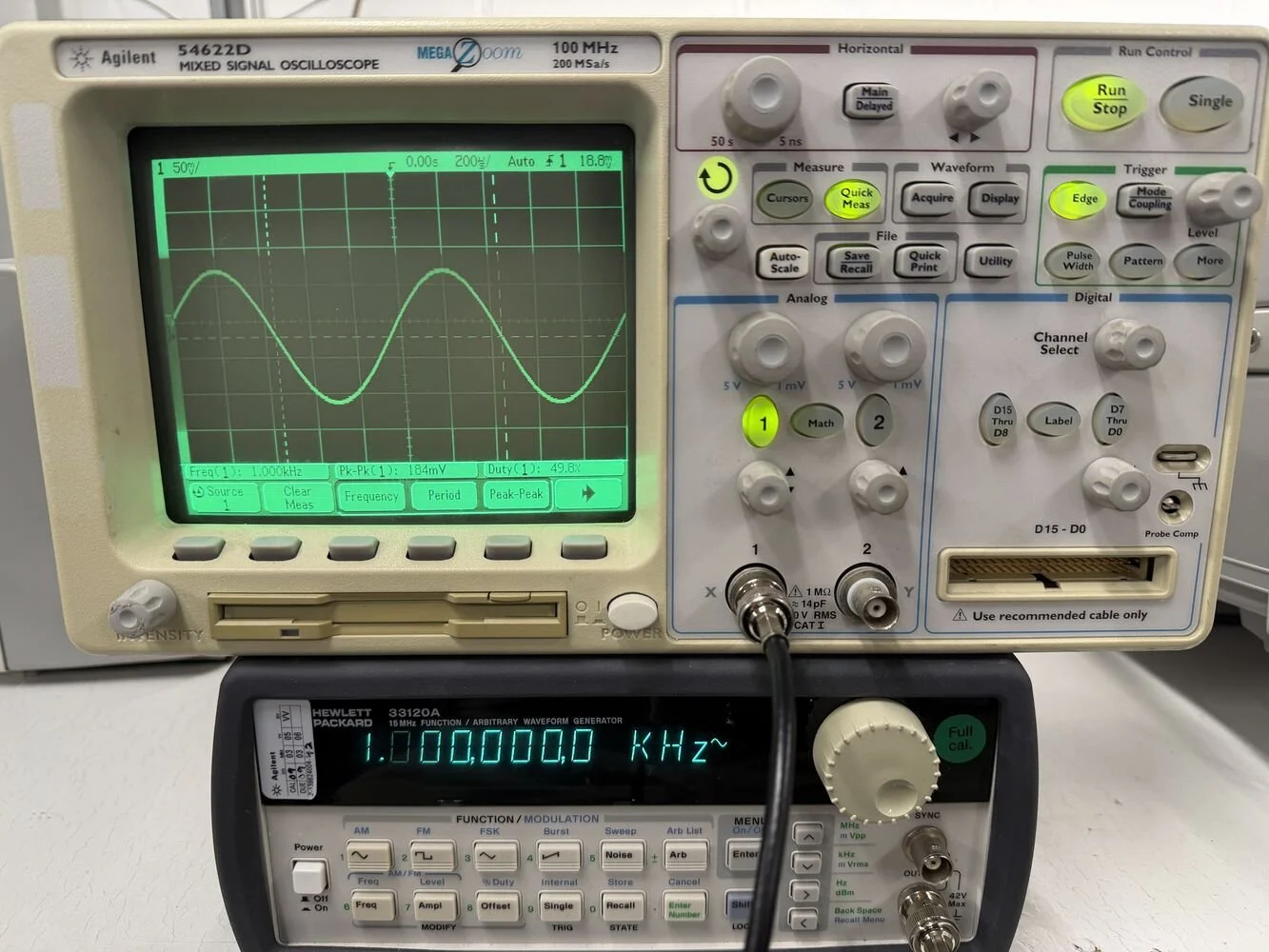 Agilent 54622D Mixed-Signal Oscilloscope 100 MHz #