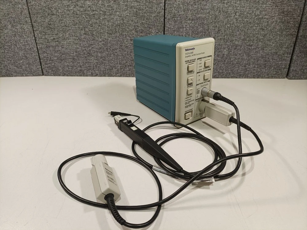 Tektronix TCPA300 Amplifier, AC/DC Current Probe with TCP312 Current probe and 012-1605-01 Interface Cable #