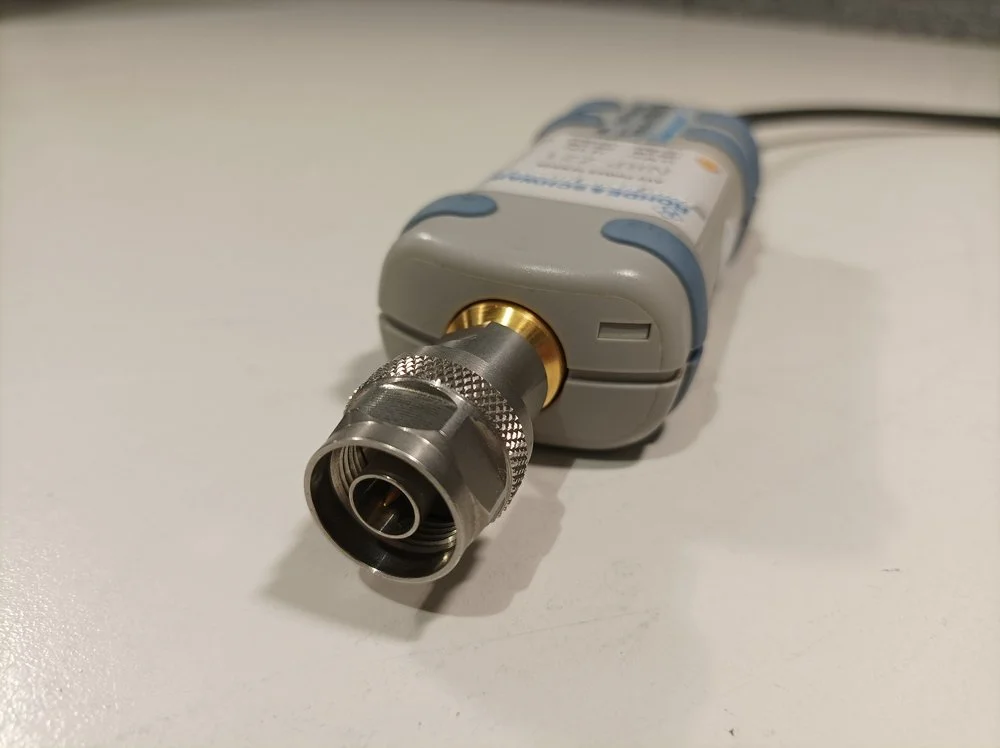 Rohde & Schwarz NRP-Z21, 10MHz-18GHz  sensor with NRP-Z4 USB adapter