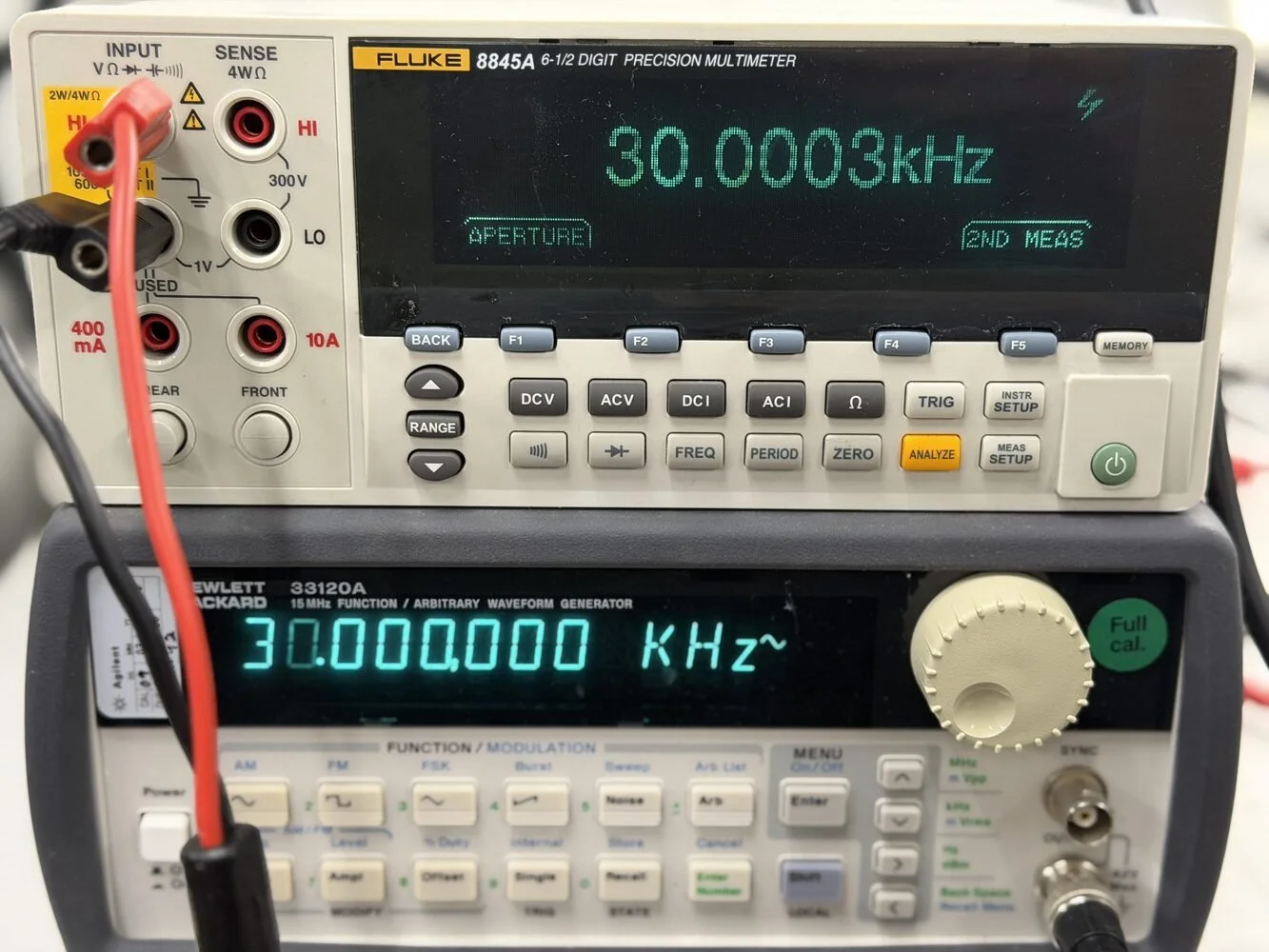 Fluke 8854A 6-1/2 Digit Precision Multimeter #