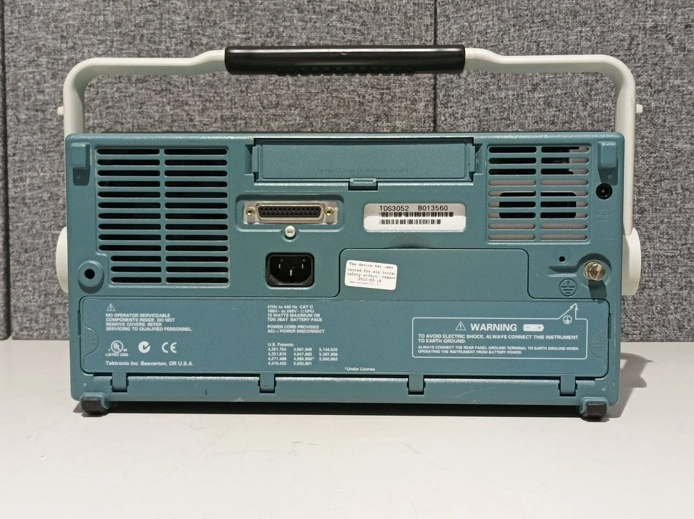 Tektronix TDS 3052, Digital Phosphor Oscilloscope, 500 MHz, 5 GS/s #