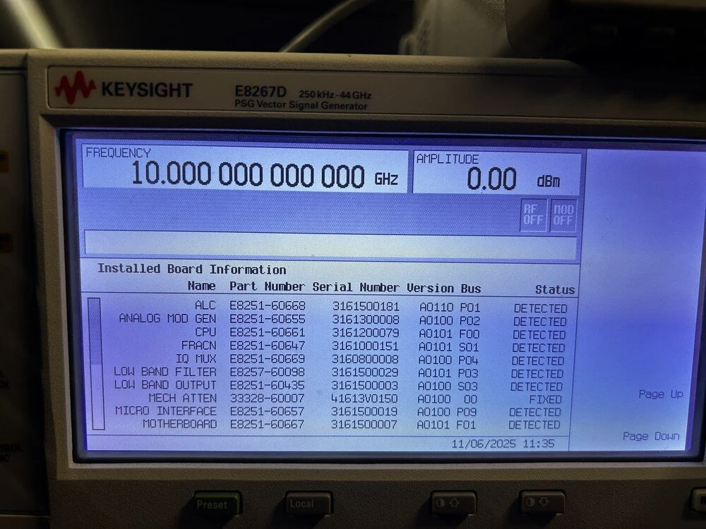 Keysight E8267D, PSG Vector Signal Generator, 250kHz-44GHz, Loaded With Options #