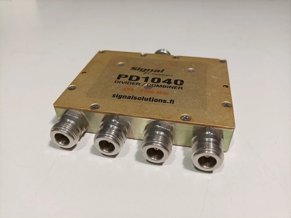 Signal RF Solutions Power Divider PD1040, 4 Way (n-female), 0.698-2.7 GHz #