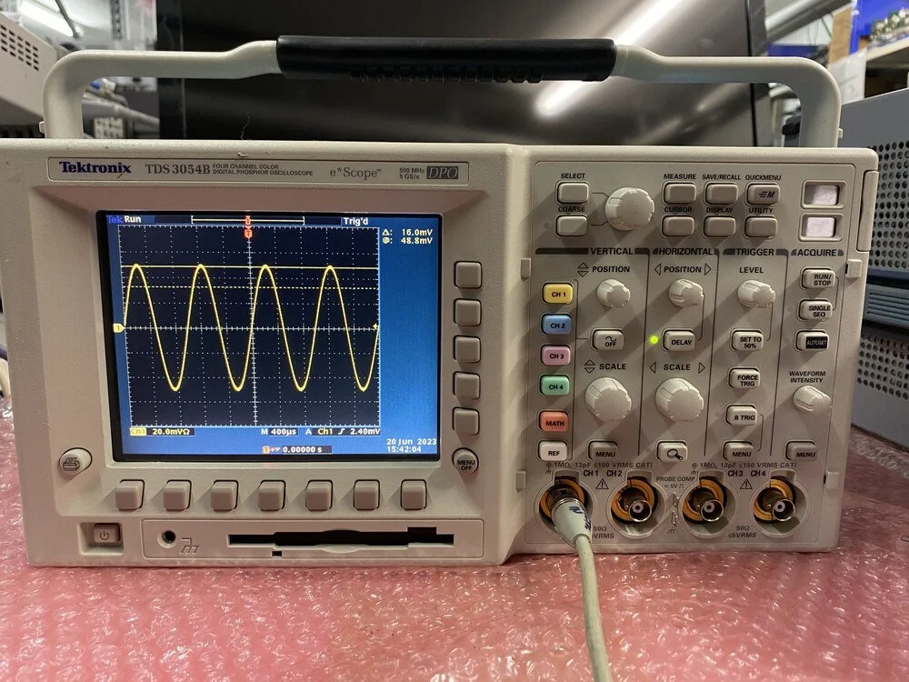 Tektronix TDS3054B, Digital Phosphor Oscilloscope, 500 MHz, 5 GS/s #