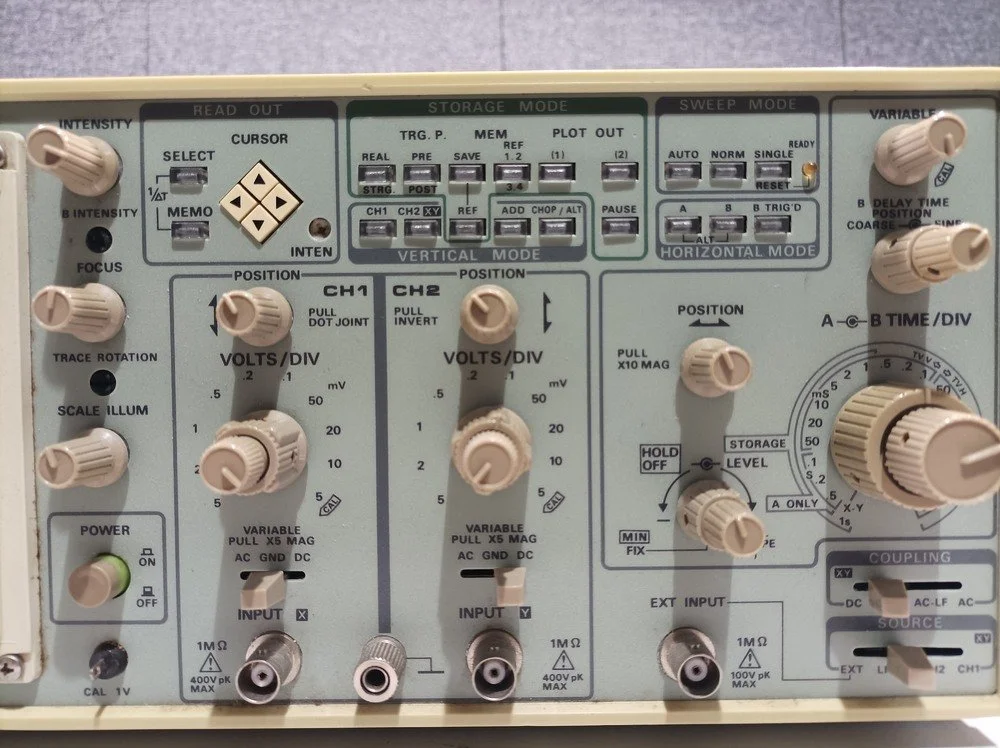 Hung Chang 5804 Digital Storage Oscilloscope 40MHz