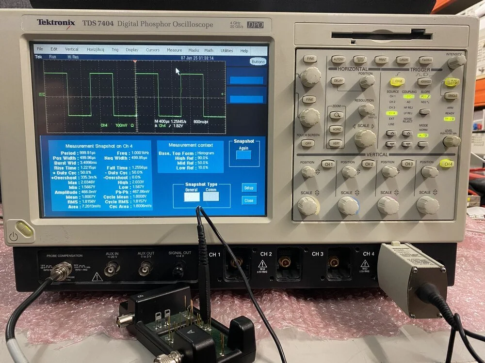 Tektronix TDS 7404, Digital Phosphor Oscilloscope, 4 GHz, 20 GSa/s #