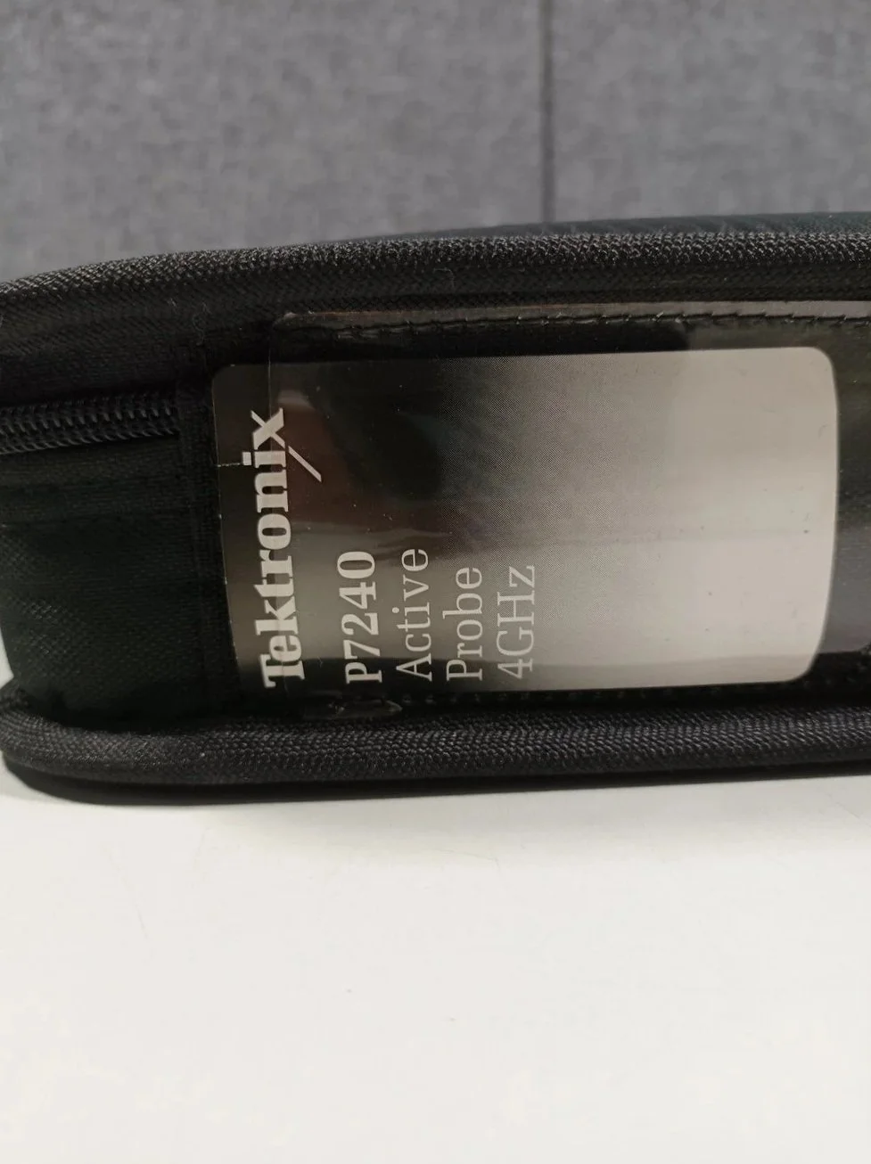 Tektronix P7240, Typical probe, 4GHz, In case with accessories #