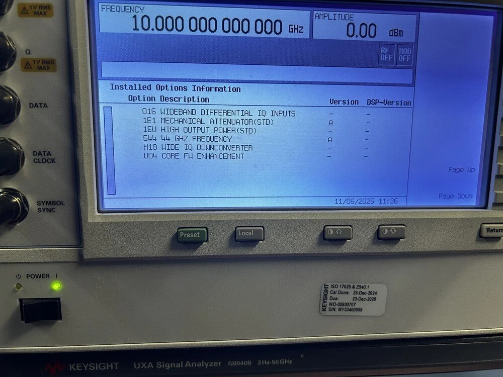 Keysight E8267D, PSG Vector Signal Generator, 250kHz-44GHz, Loaded With Options #