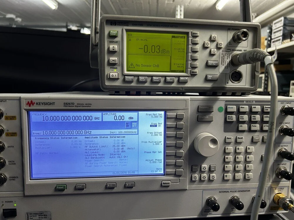 Keysight E8267D, PSG Vector Signal Generator, 250kHz-44GHz, Loaded With Options #