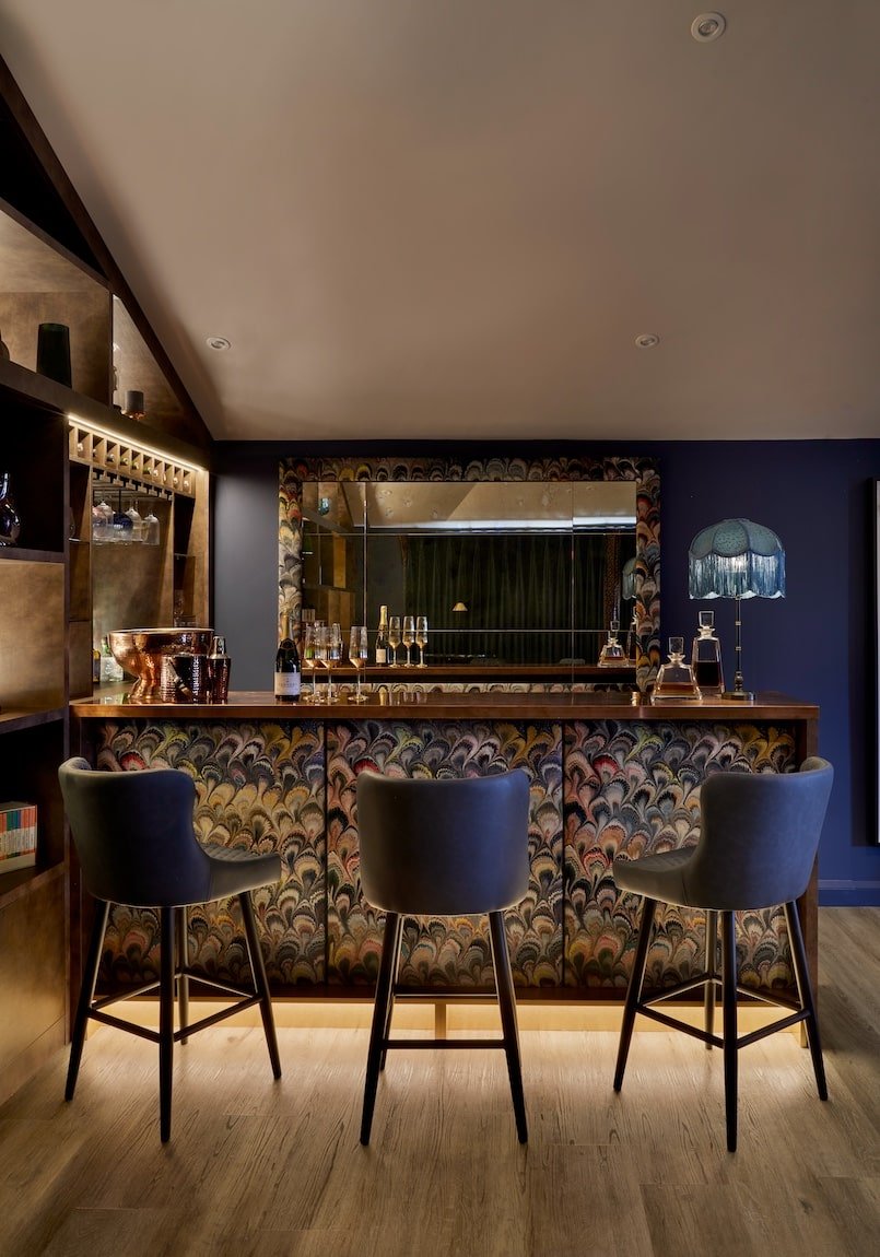 Flexible seating at the Oxted bar