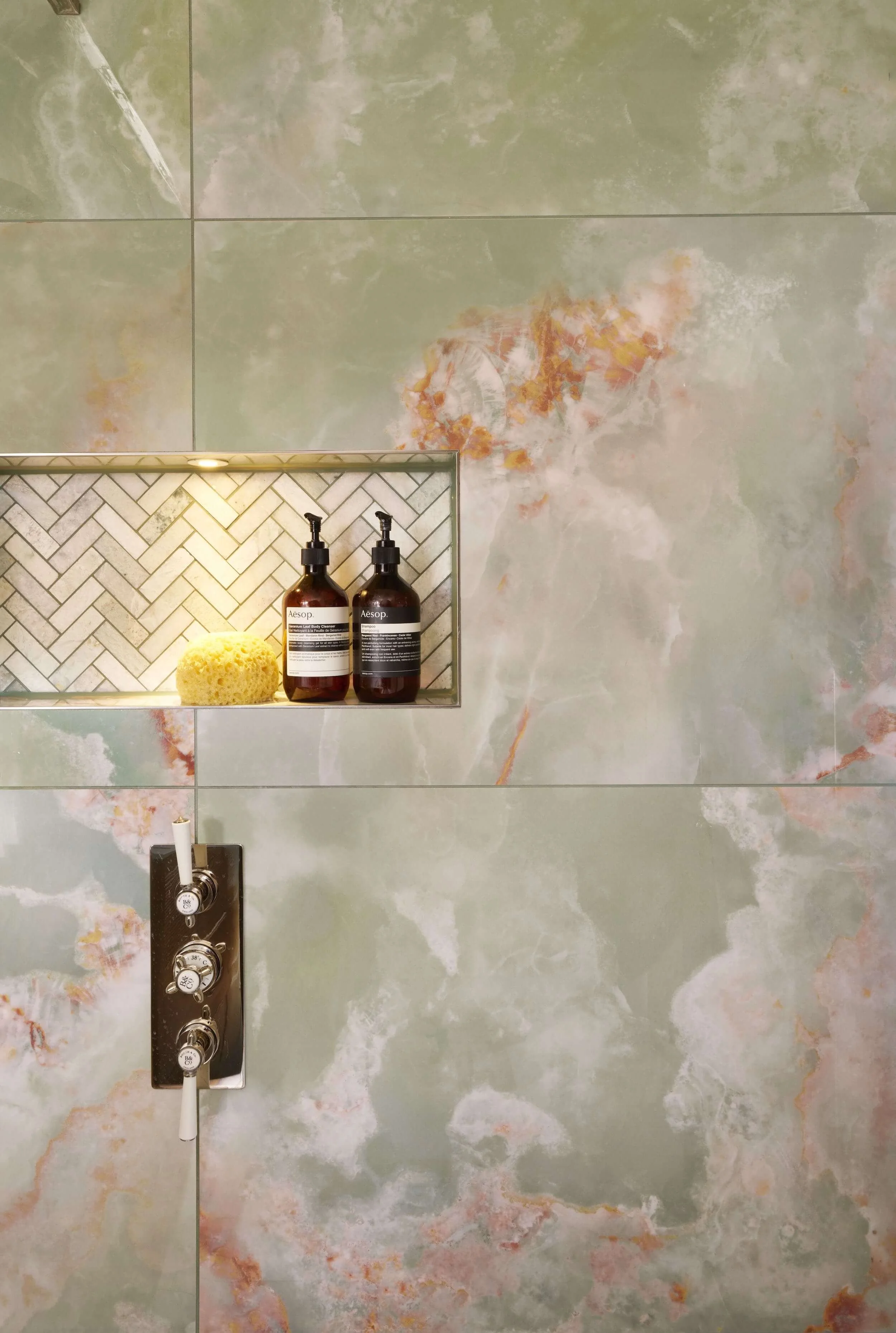 Master Ensuite - shower detail