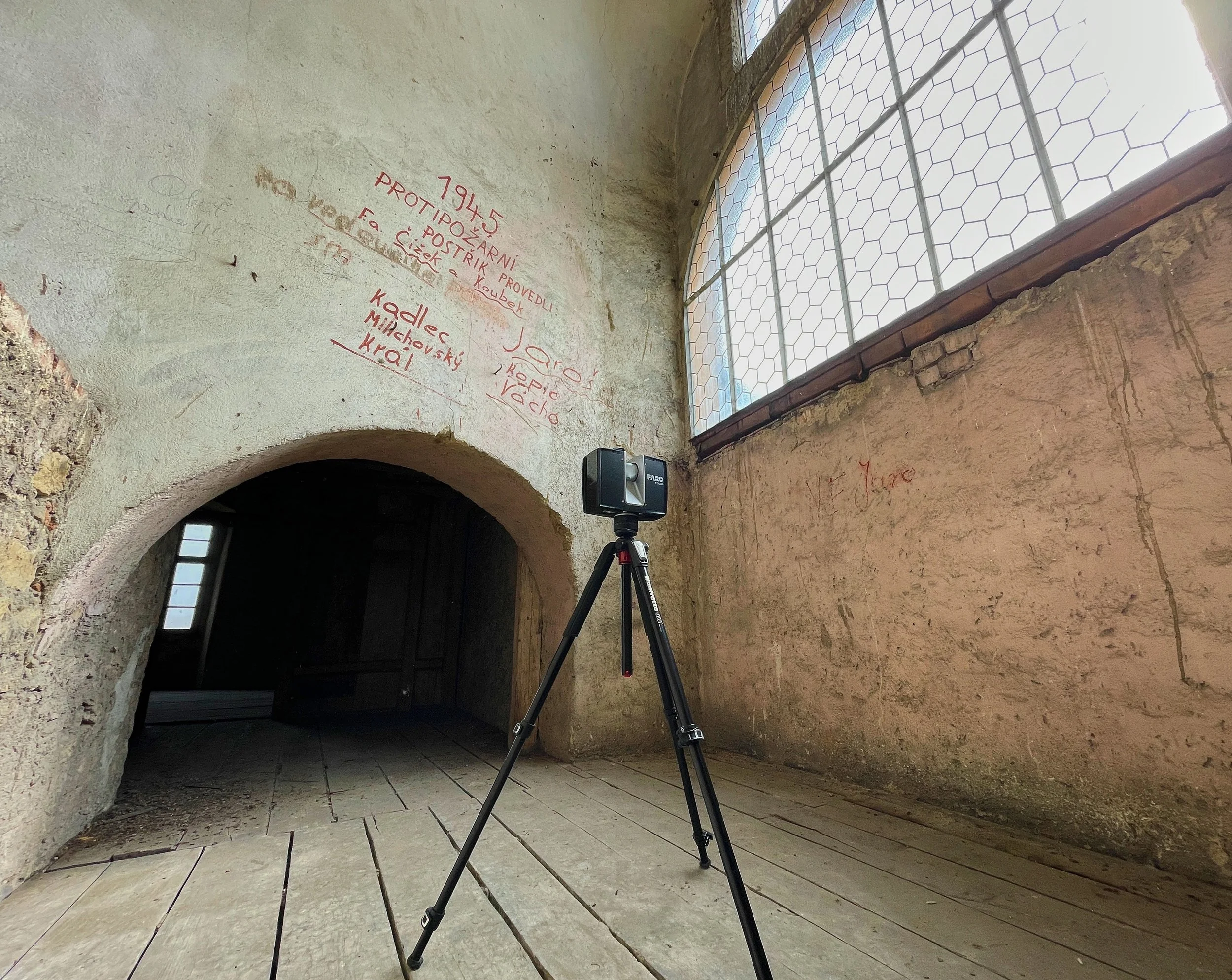 Laserové skenování půdního prostoru historického kostela