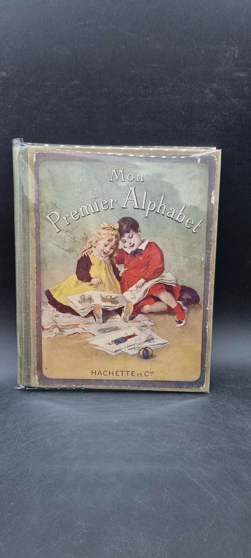 mon premier alphabet hachette.jpg