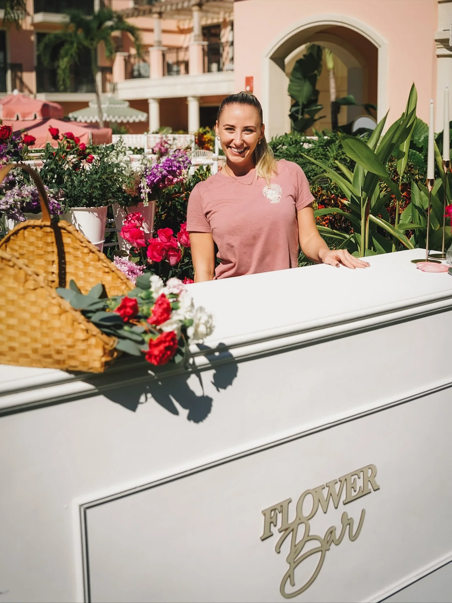 Feeling endlessly grateful for the trust, the connections, and how much our Flower Bar has truly blossomed this year 🤍🌸

This recent setup with @bespokeaestheticspb was a milestone, our largest Flower Bar yet! With a simple floral palette and a qui