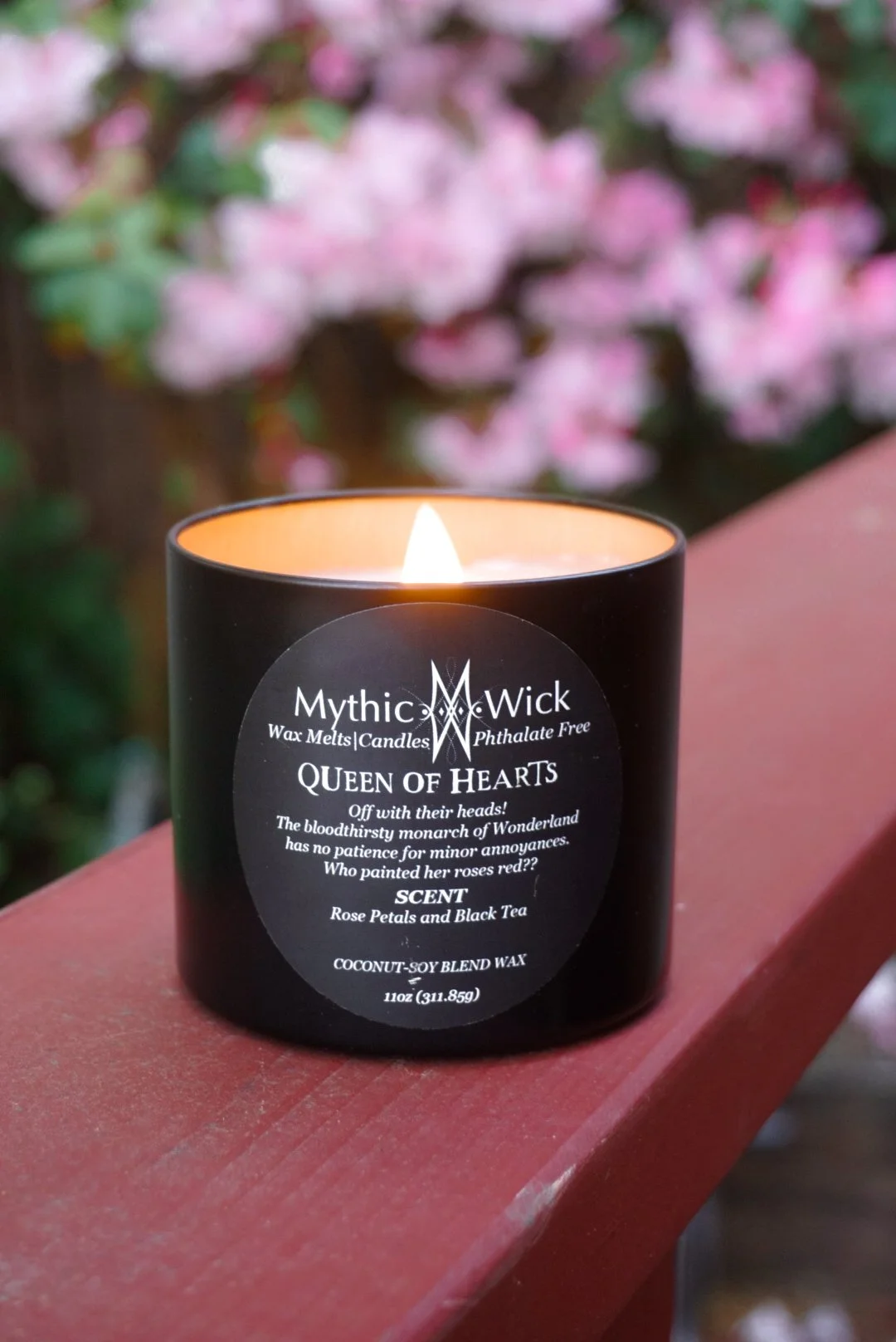 QueenofHearts-11-lit.JPG
