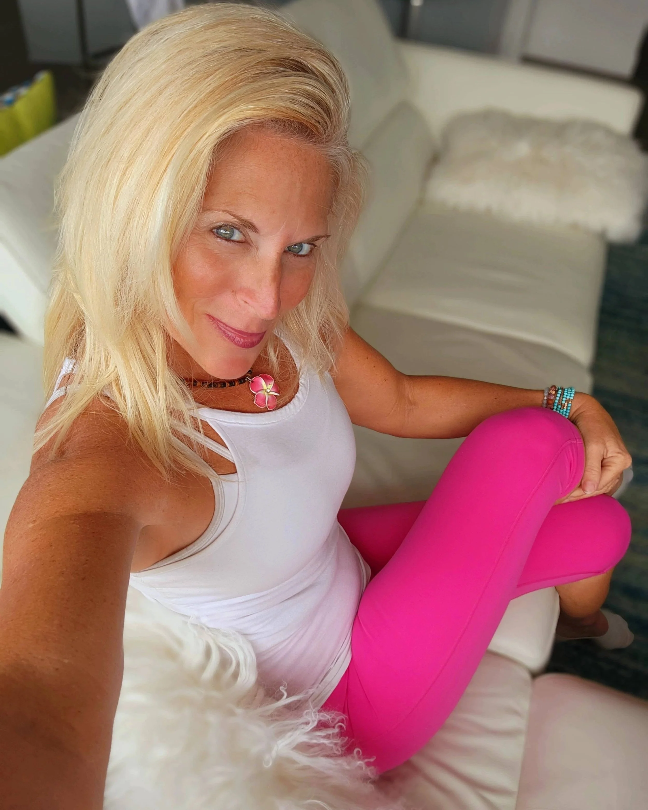 how to dress up activewear and workout clothes, workout dresses, how to wear leggings as pants, how to wear leggings over 50, leggings over 40, dressing up athletic wear, dress up activewear, how to wear workout clothes out