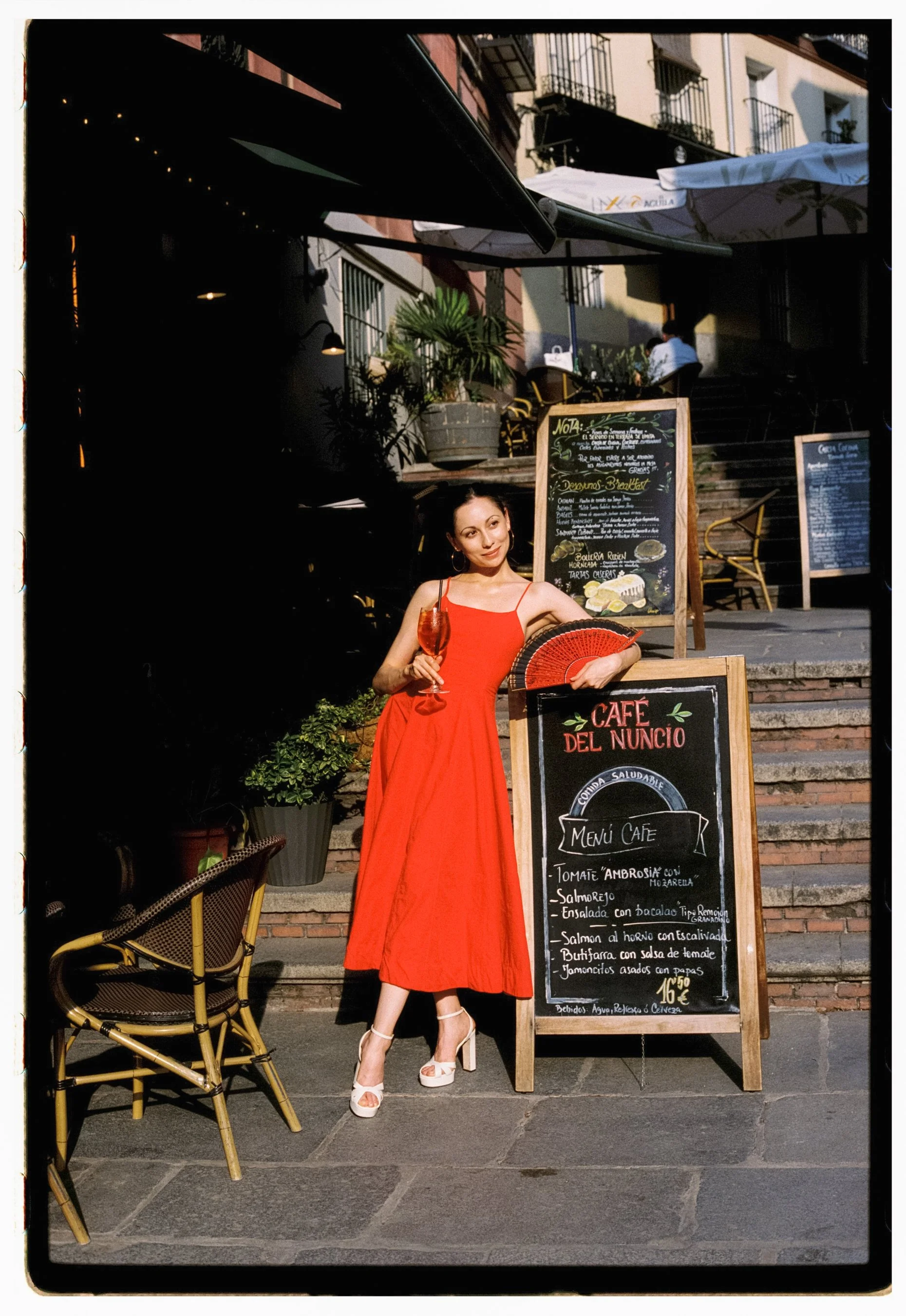 Dina -30.jpg
