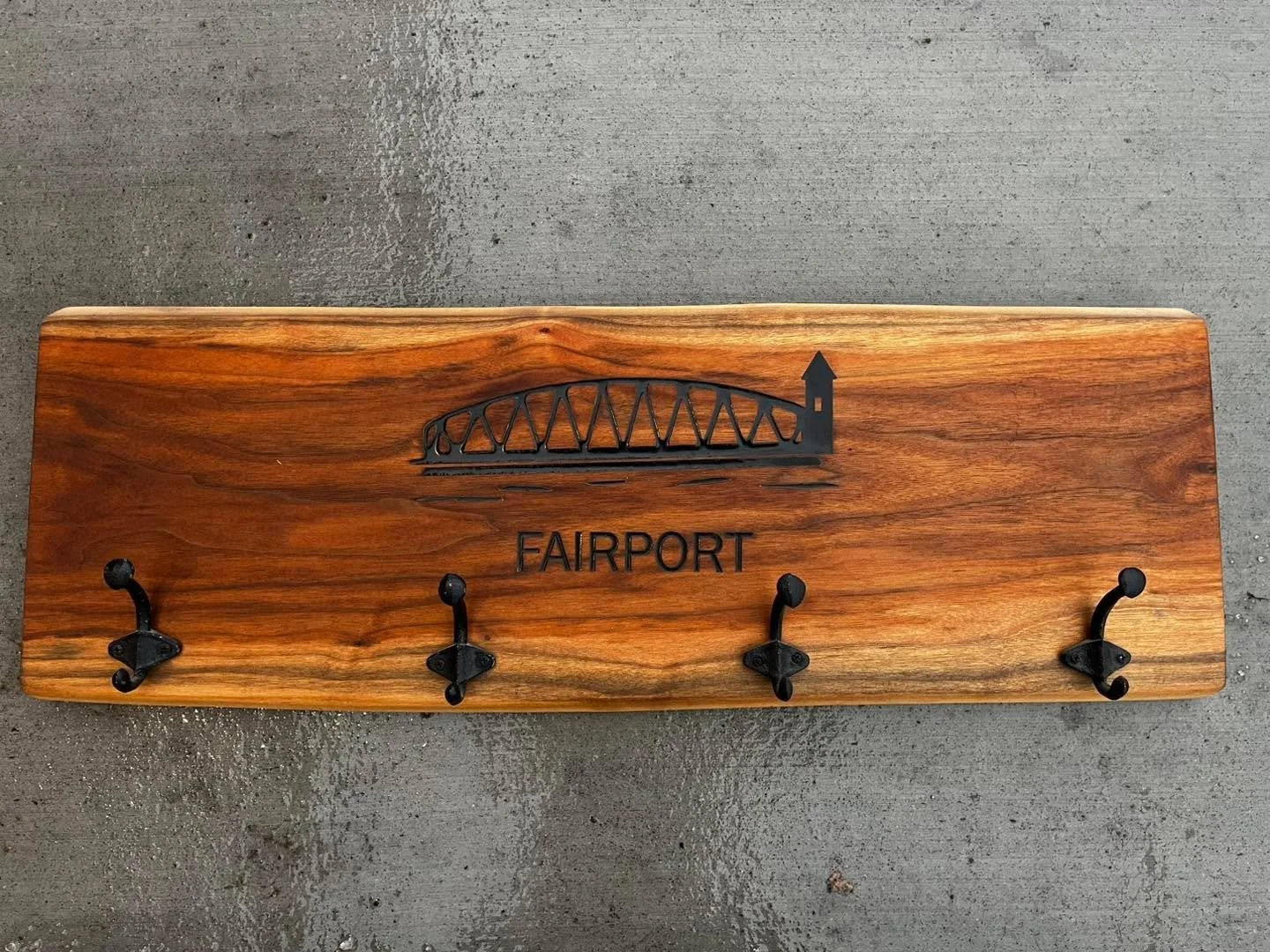 Baby it&rsquo;s cold outside ❄️

We&rsquo;ve got the perfect idea where to hang your hat on 🧢 And your coat and scarf 🧣

Two live edge Fairport themed now available in our shop. One is cherry (as shown) and the other is walnut 

Shop open this week