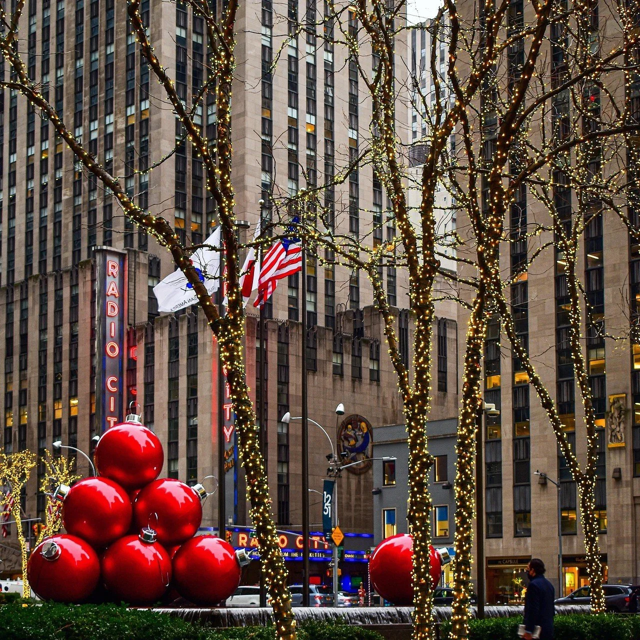Italy Behind the Rockefeller Center Christmas Tree