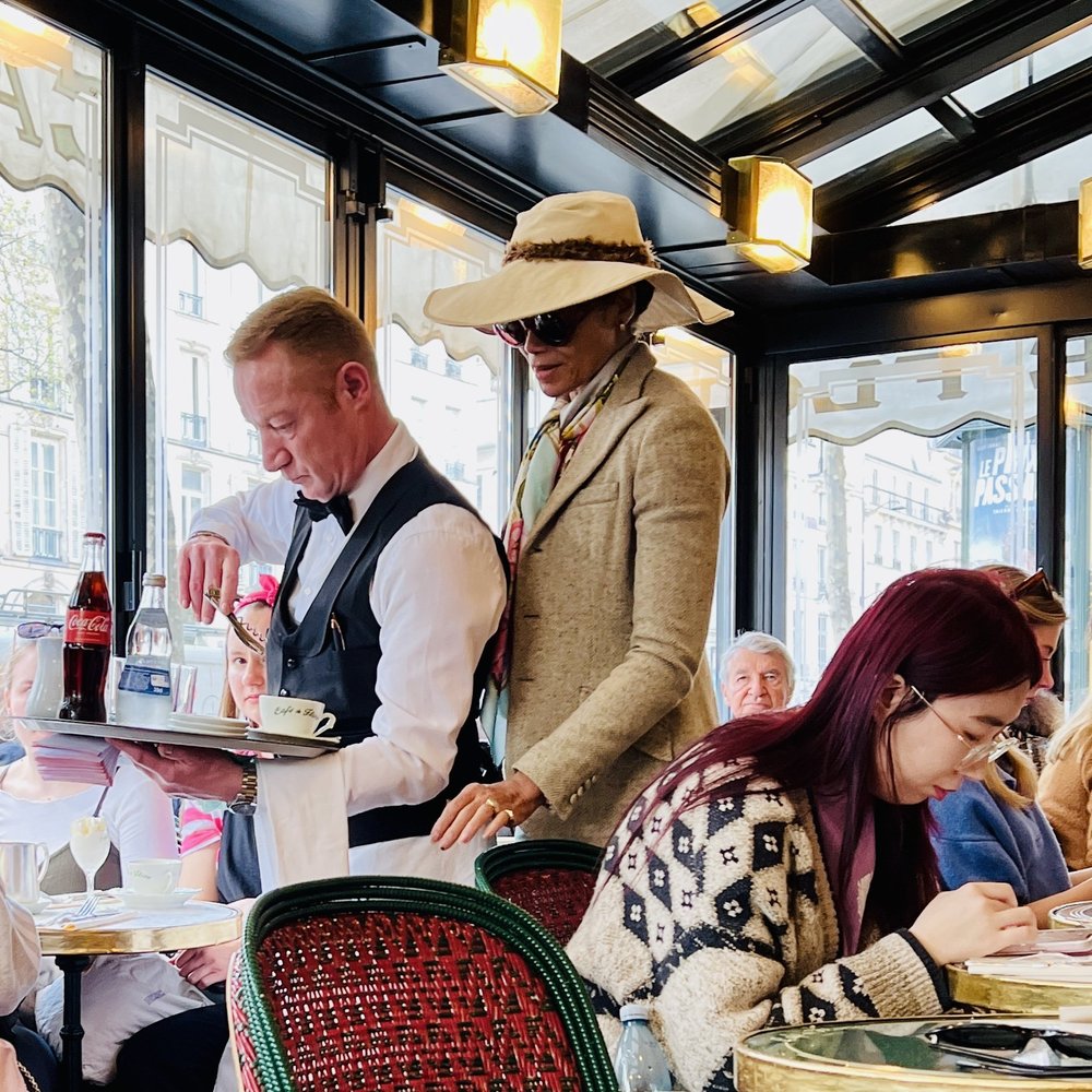 that CHAPEAU! oh la la!