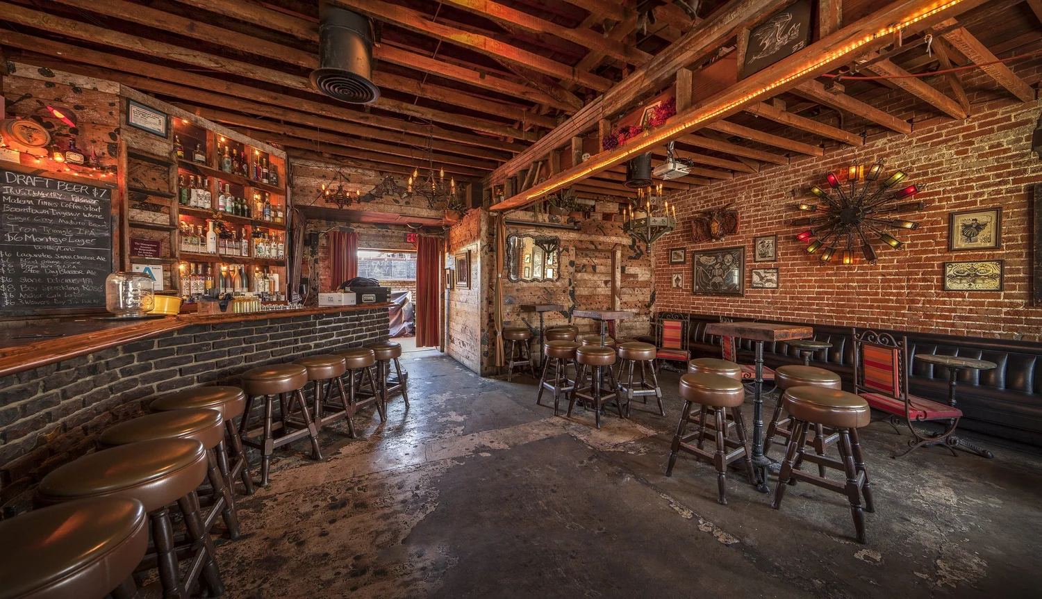Bar photo 1