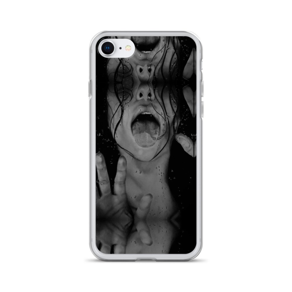 iphone-case-iphone-se-case-on-phone-633b9aa34b3bf.jpg