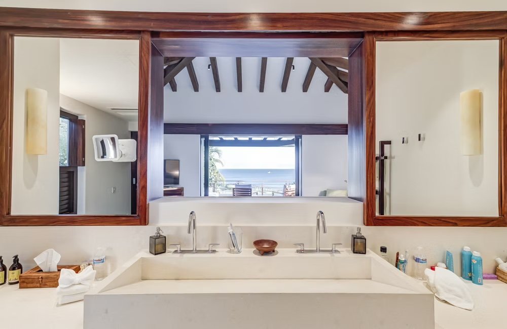 Agave Master bath.jpg