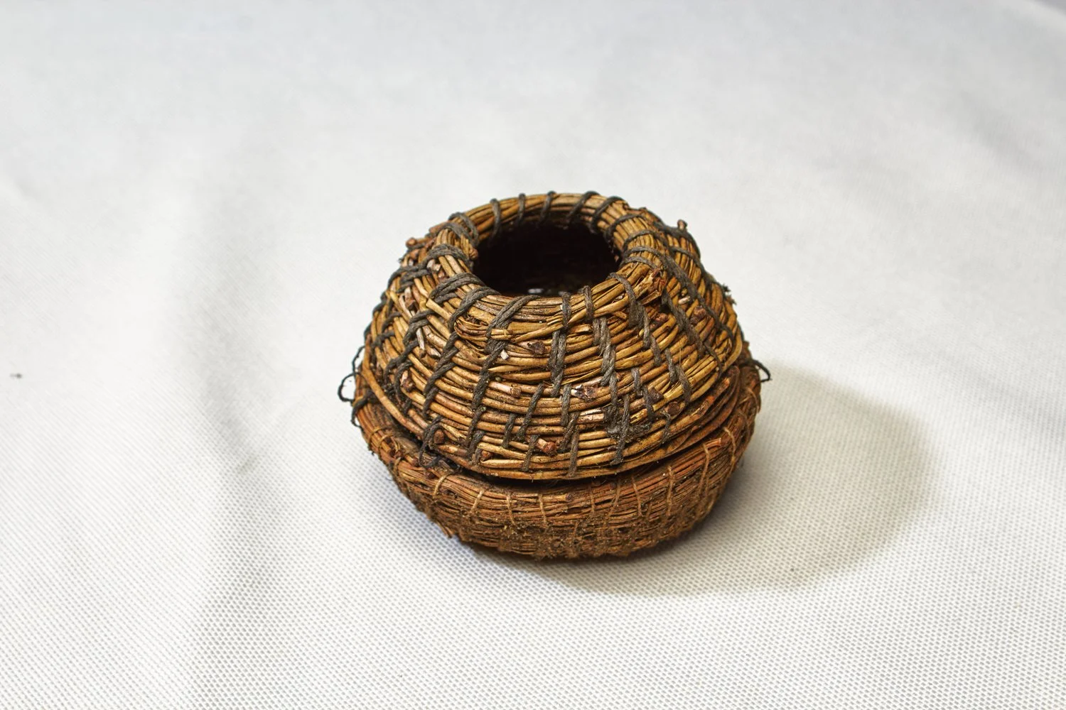 Will It String_Bri Frey_ Pine Needle Basket 2.jpeg