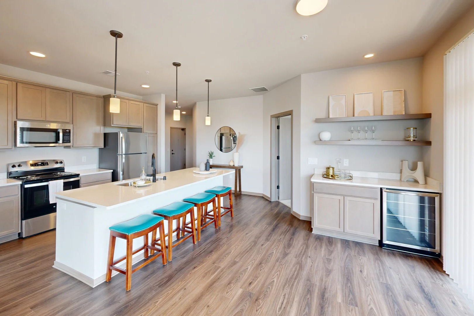 Kitchen &amp; Dining Area