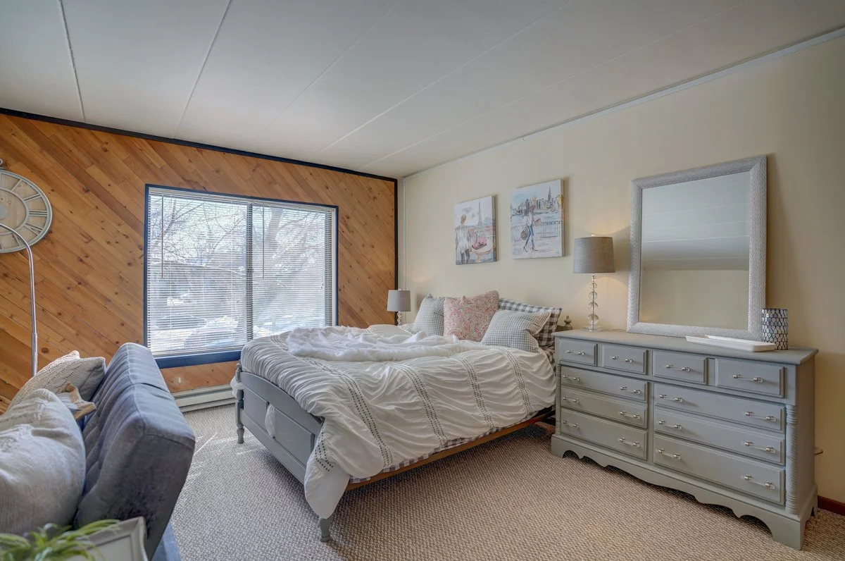 Inez Apartments Campus Area Apartments — Goldleaf Development