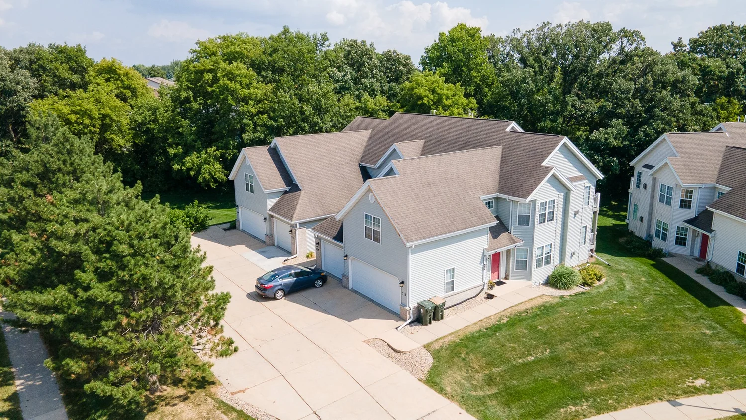 Hunter's Trail Townhomes Sun Prairie Apartments — Goldleaf Development