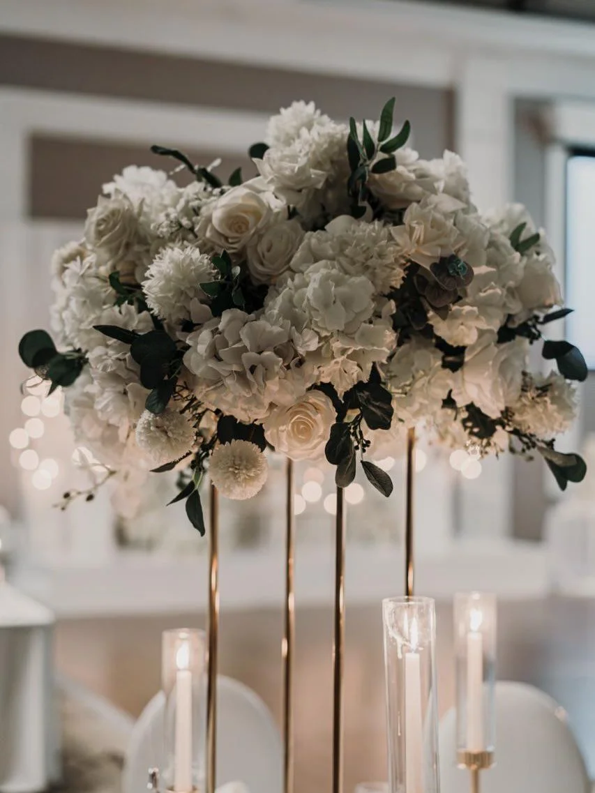This wedding was truly a grand event 💎💛

Lots of gorgeous details to share 

📷 by @calmxcollective 
Chairs @shimmerandshinedecor 
Location @infinityconventioncentre 
Stage cover @ottawadancefloors