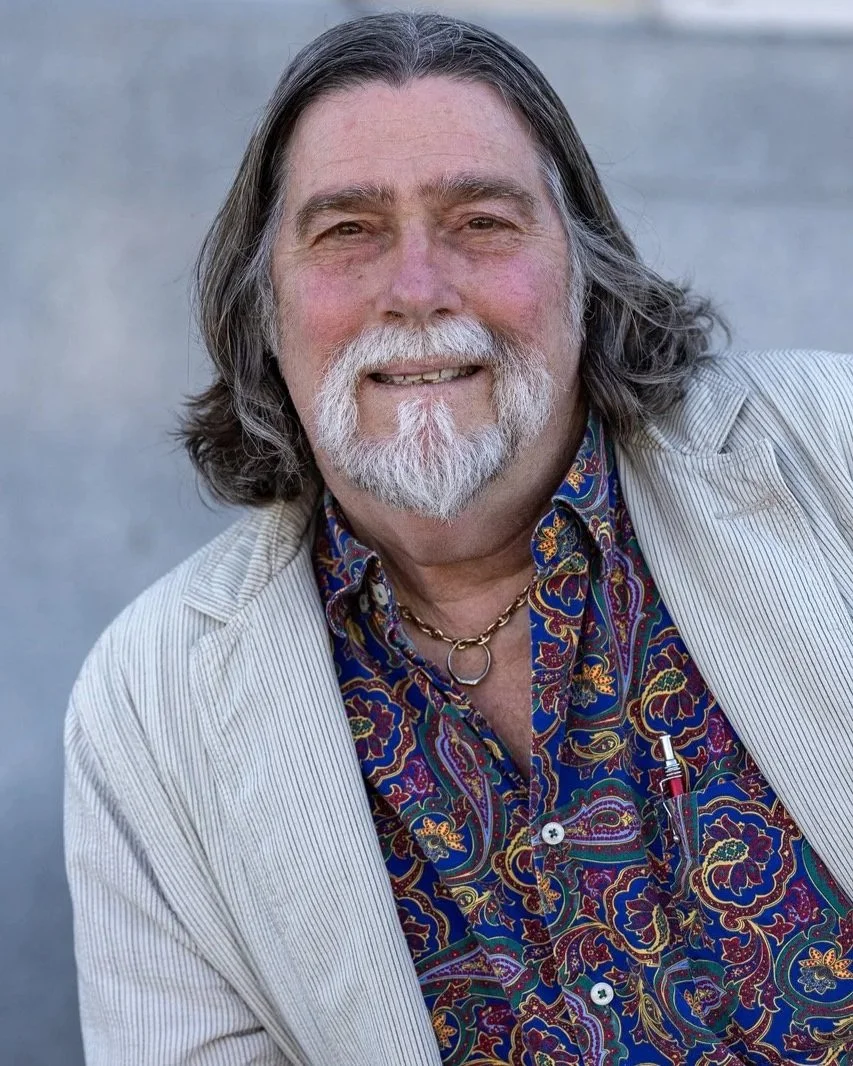 Richard Foss is the Executive Director of Collage. He has been an author, theater director, culinary historian, museum consultant, science fiction author, and graphic designer, among other things. Before starting Collage along with George Woytovich a