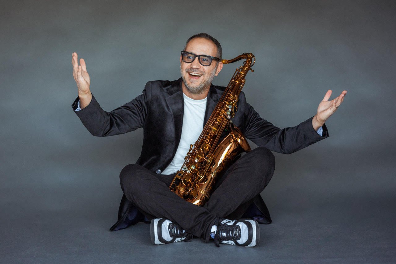 Smooth Jazz Master Nick Gomez 