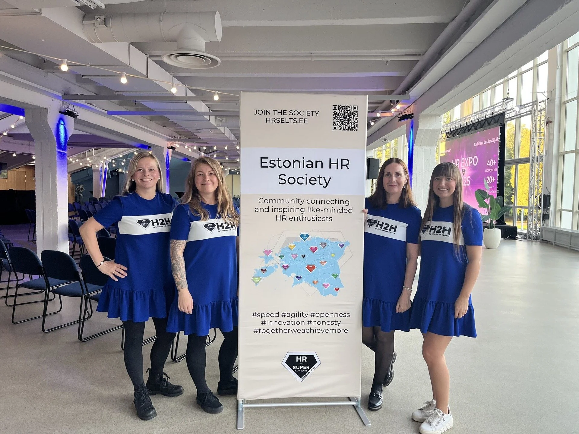 🚀 Täna on see päev – 11. september tähendab vaid üht… HR EXPO on käes!
Üle 800 personalivaldkonna entusiasti saab kokku, et jagada kogemusi, õppida ja inspiratsiooni ammutada. ✨
Mis sind ees ootab?