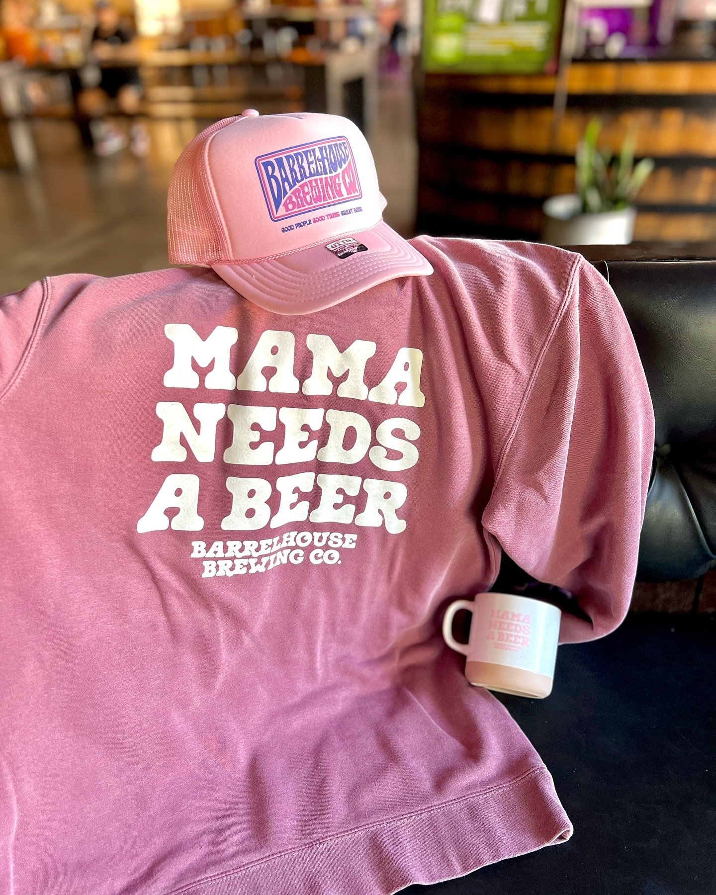 Not only does mama need a beer, she DESERVES a beer! 💕
Treat your mom to a beer and some mama merch!! 
Beer and live music today 🎶 
Cheers 🫶🏼
#goodpeoplegoodtimesgreatbeer