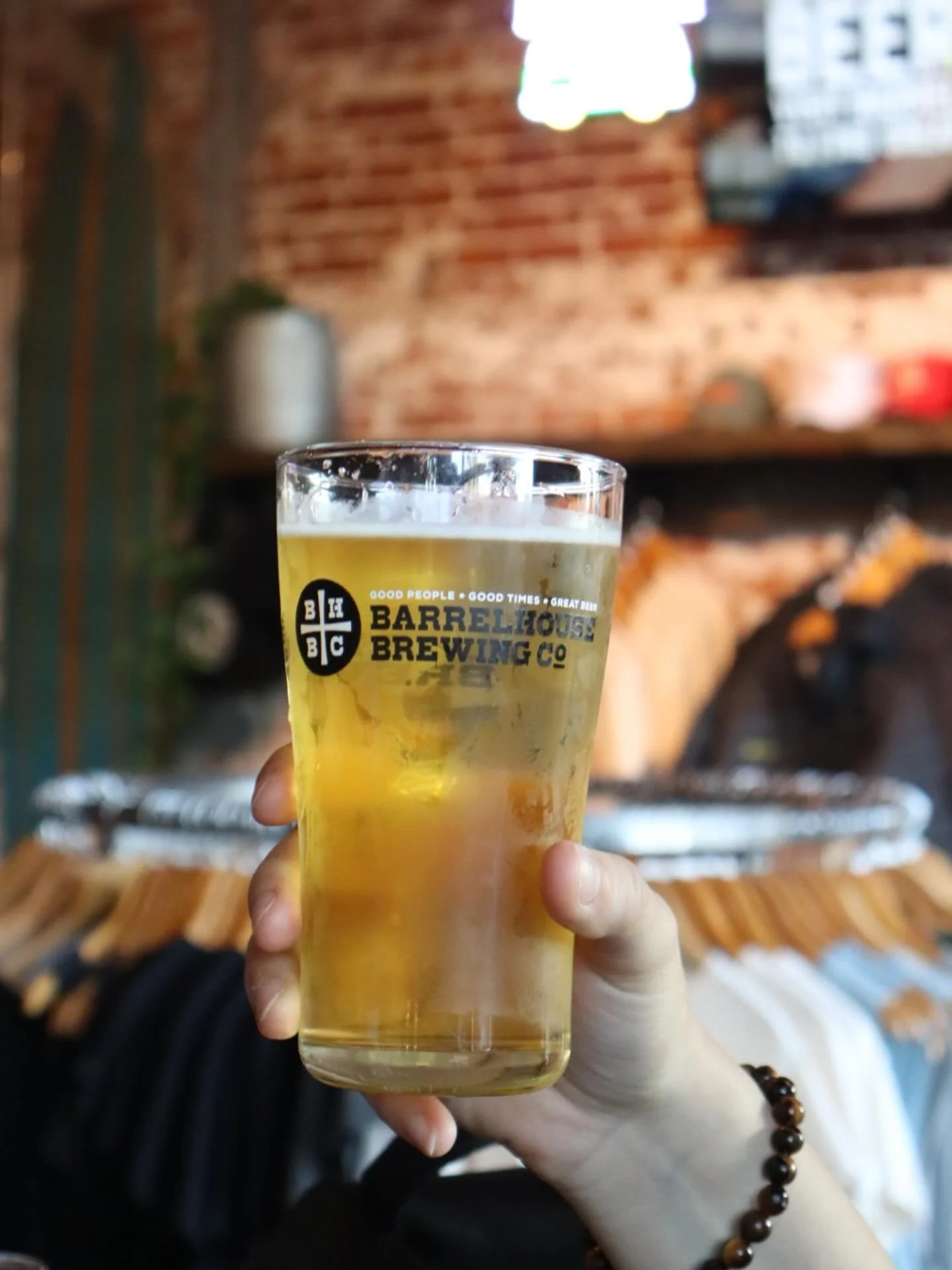 Good beer never gets old&hellip;. It only gets colder 🍻
Join us today for Vinyl Revival 1-4pm🎶
Live music at 7:30pm to keep the good times rolling
See ya soon 
 Cheers✨
#goodpeoplegoodtimesgreatbeer