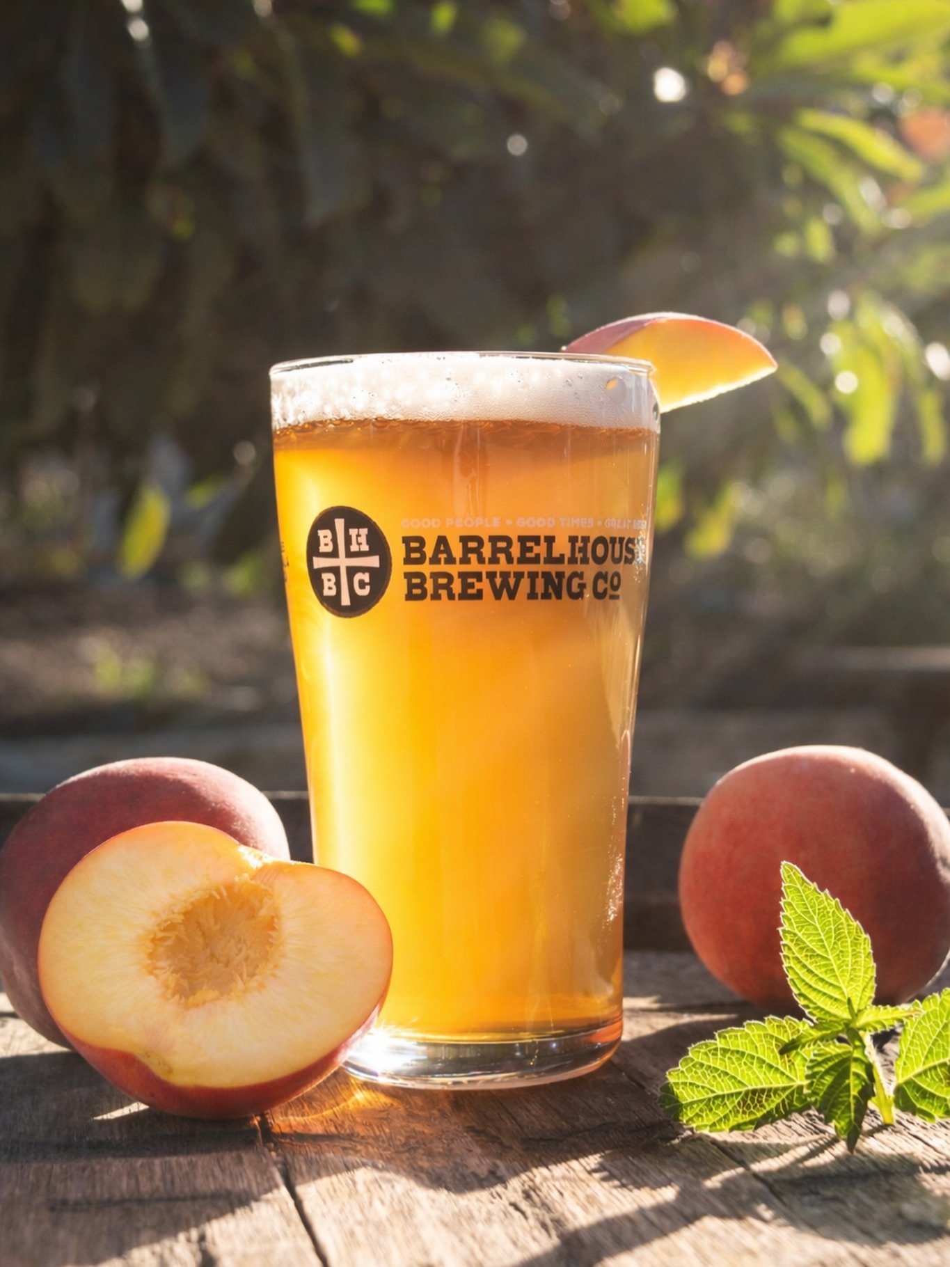 Peach Iced Tea Hard Seltzer is on tap today.
Light, cold, and built to drink all weekend.

BarrelHouse is the only plan you need. Great beer, good seltzer, and a solid place to spend the weekend.
Come hang. 🍑