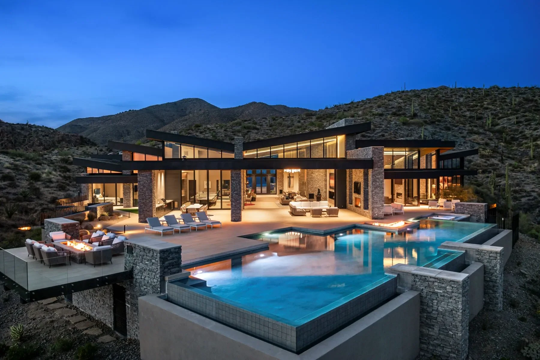 High-Asset Valuations: Why Luxury Listings Require Different Analysis