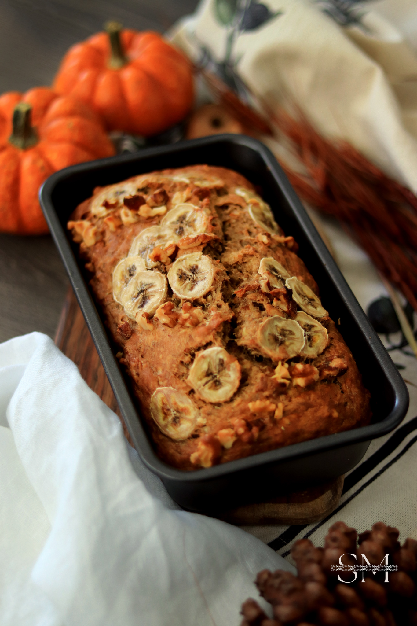 How to Make Banana Bread: A Fall Favorite!