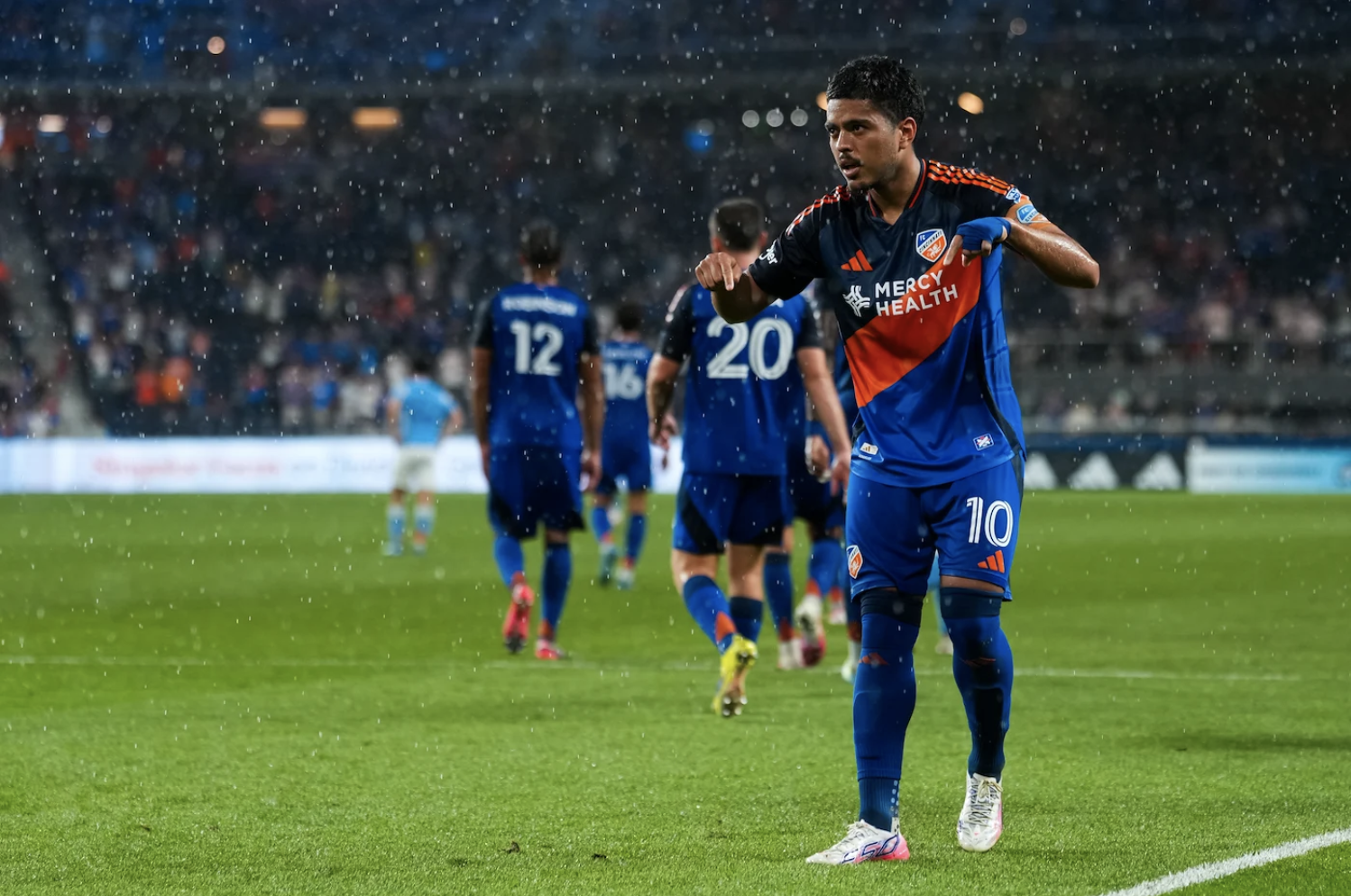 Evander, Roman Ball Out in FC Cincinnati’s Thrilling 2-1 Victory