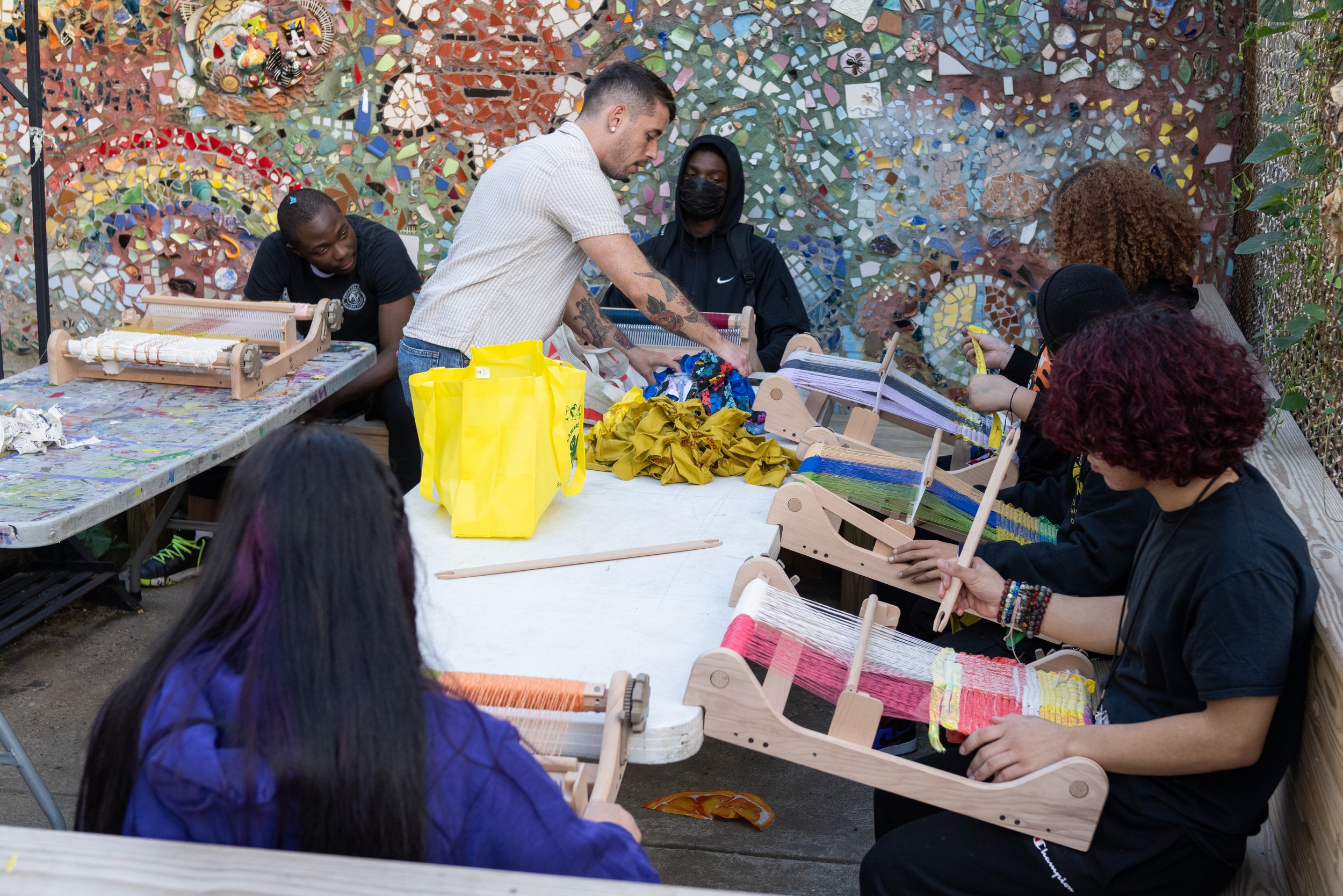 Duendetextile_youthprogram_002.jpg